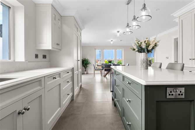 Photo 10 of 39 — 6 Carraig Mór, Seafield Road, Blackrock, Louth