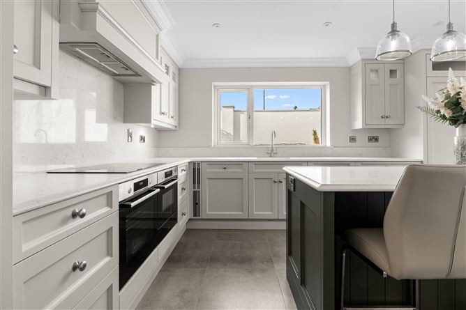 Photo 13 of 39 — 6 Carraig Mór, Seafield Road, Blackrock, Louth