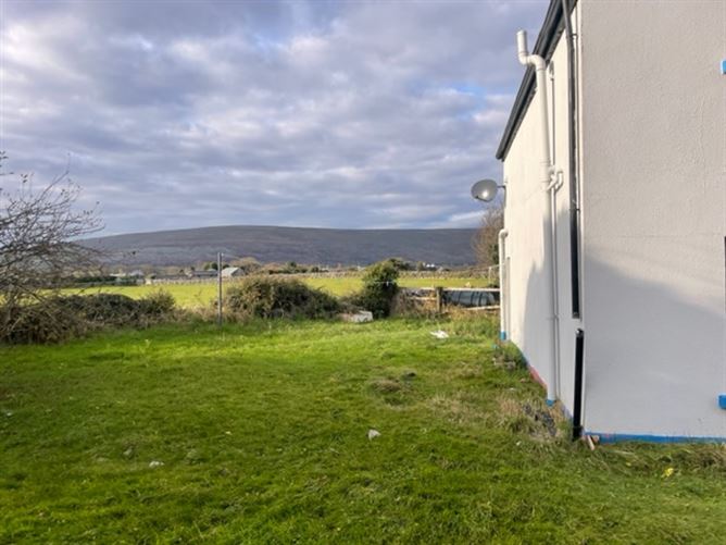 15 Ballyvaughan Holiday Cottages, Ballyvaughan, Clare