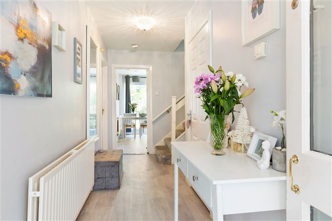 18 Clonard Grove, Dundrum, Dublin 16