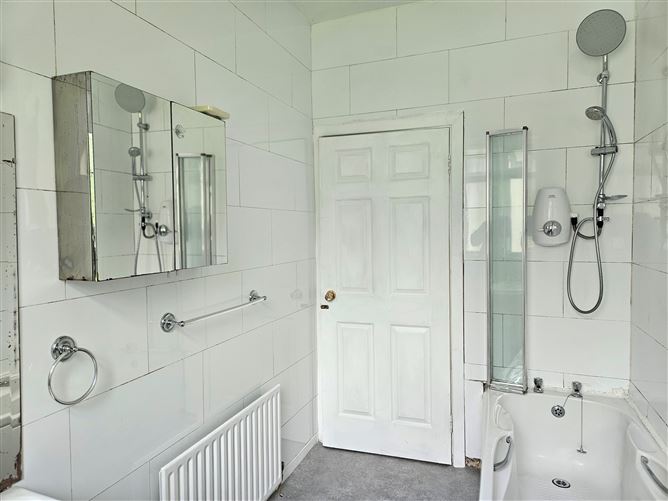 Logstown, Kilcullen, Kildare