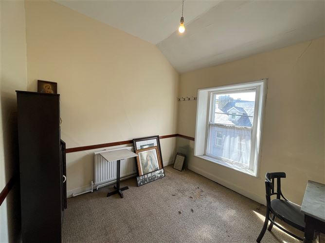 Assumpta House, 72/73 John Street, Sligo City, Sligo