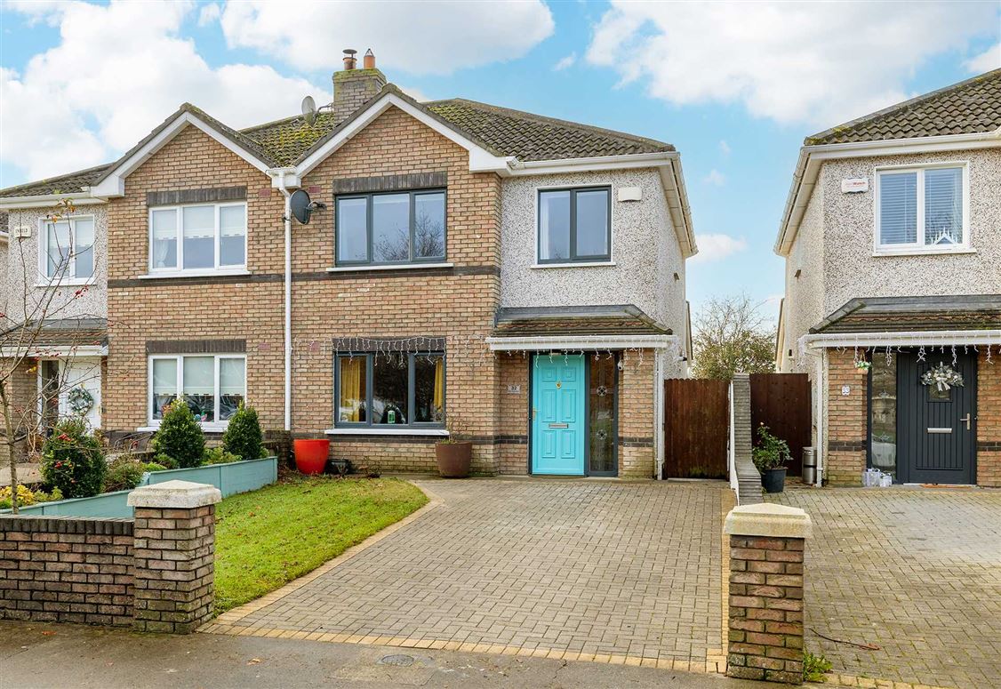 32 Glen Abhainn Park, Enfield, County Meath TEAM LORRAINE MULLIGAN RE/MAX Results Celbridge