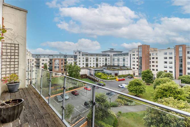 232 Burnell Square, Northern Cross, Dublin 17