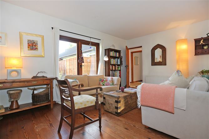 Boru Oak Lodge, Raheen, Tuamgraney, Co. Clare.