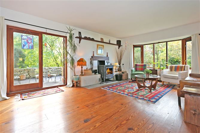 Boru Oak Lodge, Raheen, Tuamgraney, Co. Clare.