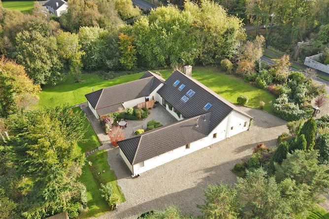 Boru Oak Lodge, Raheen, Tuamgraney, Co. Clare.