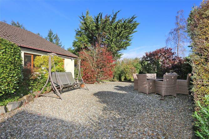 Boru Oak Lodge, Raheen, Tuamgraney, Co. Clare.