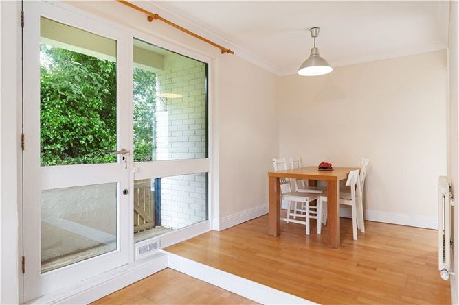 Apt. 1 Woodlawn House, Woodlawn Park, Dun Laoghaire, Co. Dublin