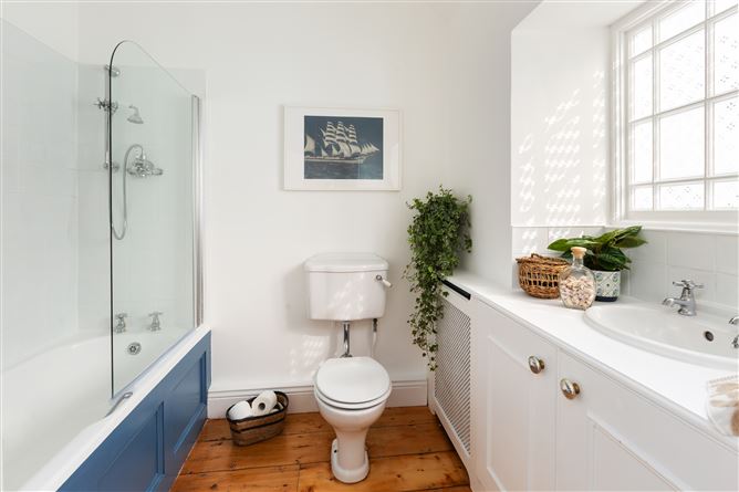 Hillside House, Bay View Road, Wicklow Town, Co. Wicklow
