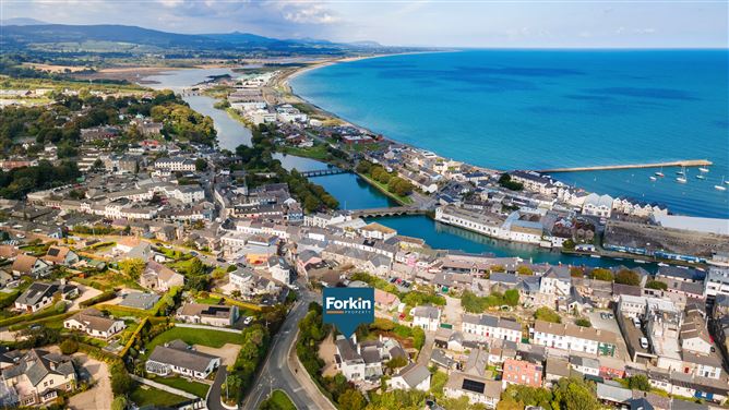 Hillside House, Bay View Road, Wicklow Town, Co. Wicklow