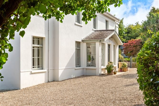Hillside House, Bay View Road, Wicklow Town, Co. Wicklow