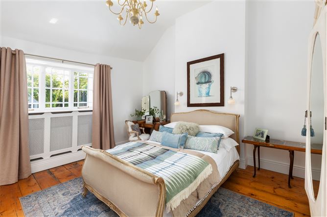 Hillside House, Bay View Road, Wicklow Town, Co. Wicklow