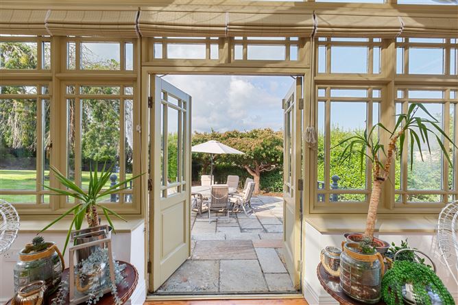 Hillside House, Bay View Road, Wicklow Town, Co. Wicklow
