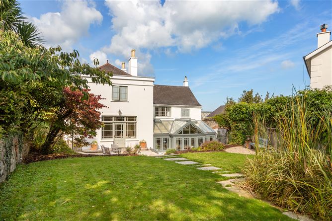Hillside House, Bay View Road, Wicklow Town, Co. Wicklow