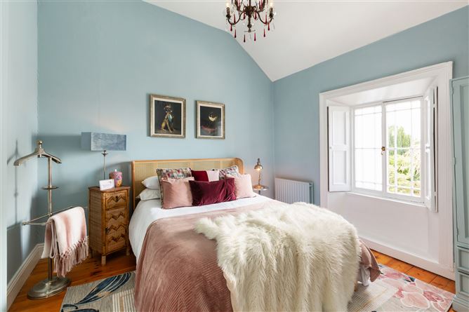 Hillside House, Bay View Road, Wicklow Town, Co. Wicklow