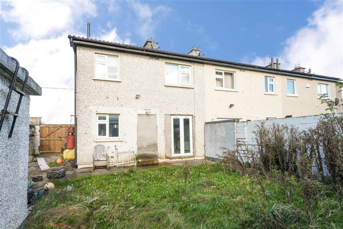 10 Lindisfarne Vale, Clondalkin, Dublin 22