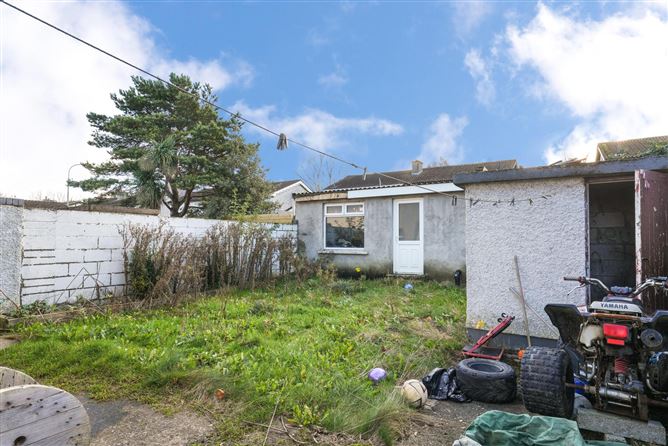 10 Lindisfarne Vale, Clondalkin, Dublin 22