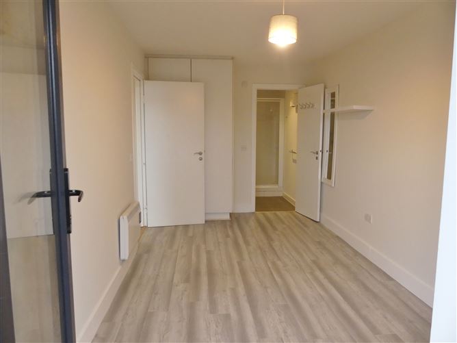 7, Alen Hall, Tallaght, Dublin 24