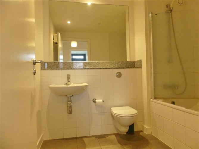 7, Alen Hall, Tallaght, Dublin 24