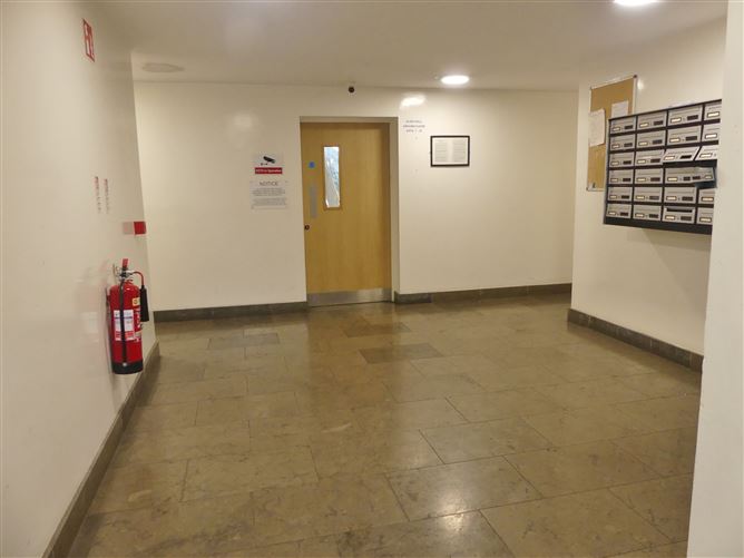 7, Alen Hall, Tallaght, Dublin 24