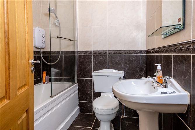 7 Croi an Bhaile, Carrabane, Athenry, Co. Galway