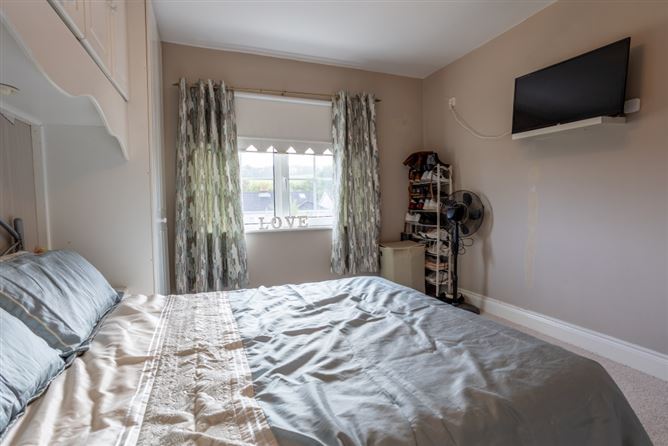 64 Curragh Woods, Frankfield, Cork