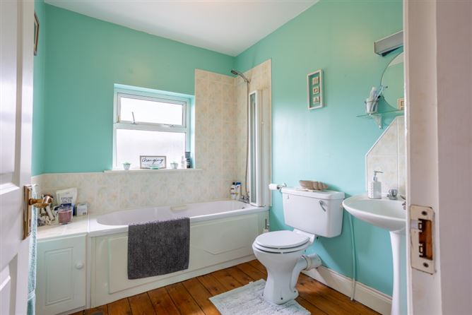 64 Curragh Woods, Frankfield, Cork