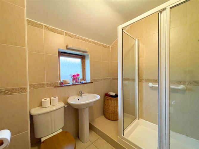 10 Rathmichael Park, Shankill, Dublin