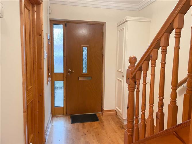 10 Rathmichael Park, Shankill, Dublin