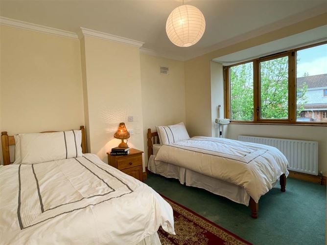 10 Rathmichael Park, Shankill, Dublin