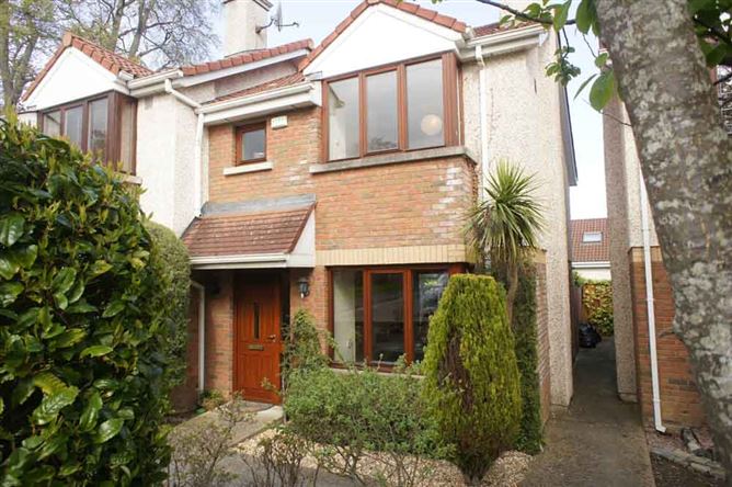 10 Rathmichael Park, Shankill, Dublin