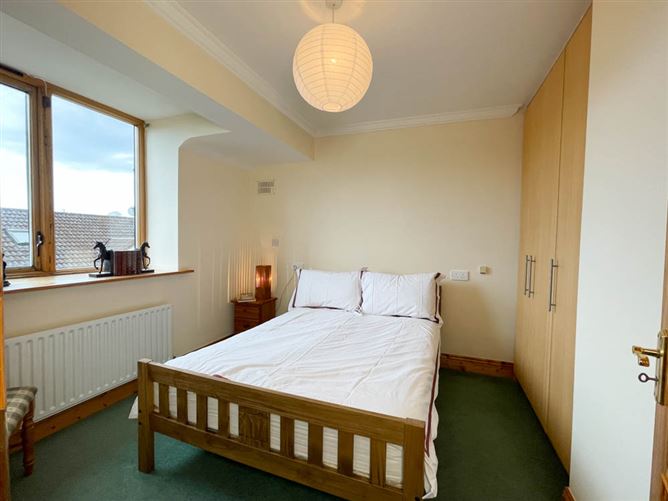 10 Rathmichael Park, Shankill, Dublin