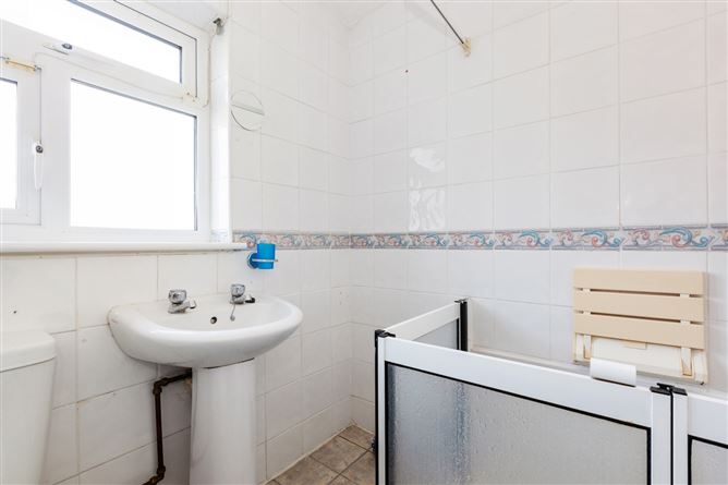 34 Craigford Drive, Killester, Dublin 5