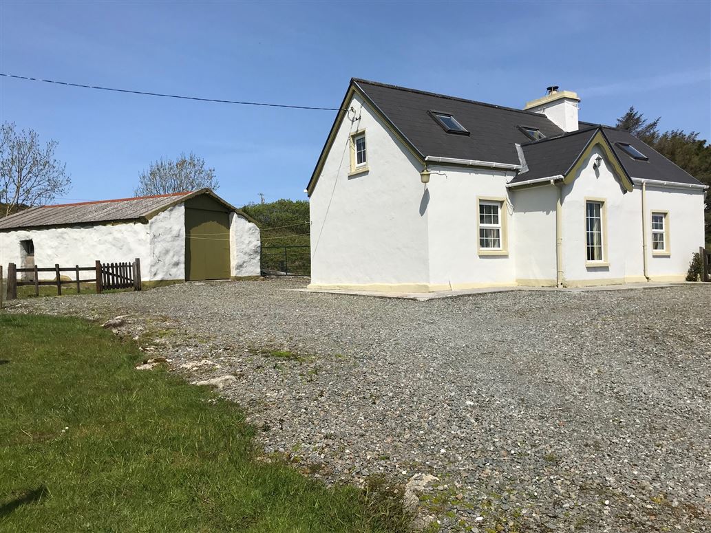 'Delias Lodge', Tawnaghbawn, Cashel, Galway DNG Martin O'Connor