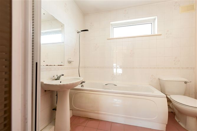 65 Grange Wood, Rathfarnham, Dublin 16
