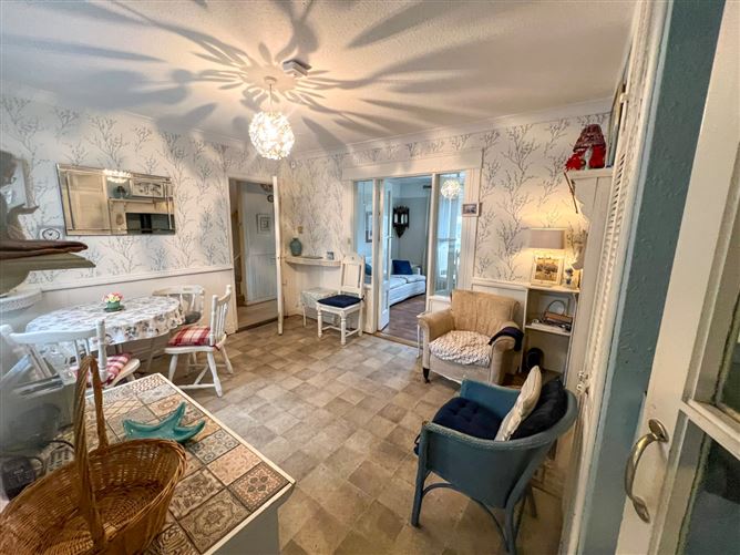 24 Saint James Crescent, Mervue, Galway City