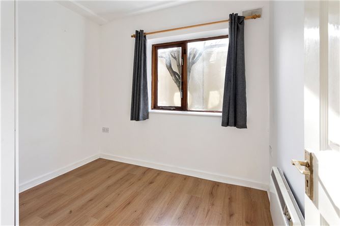 48 Shelbourne Village, Ringsend, Dublin 4