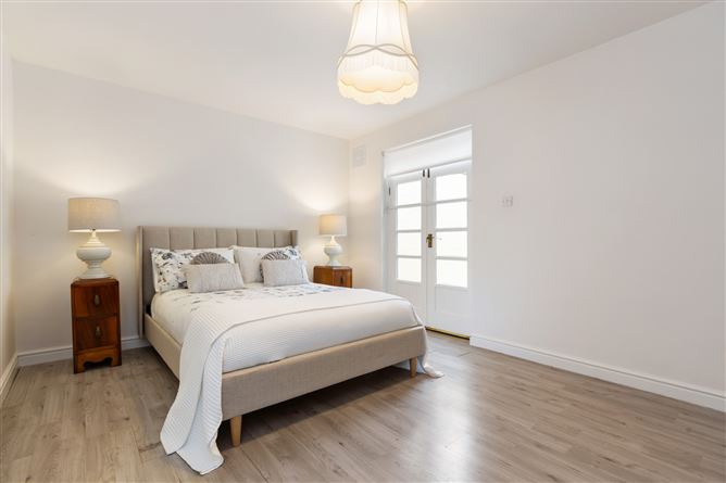 6 Newbridge Avenue, Sandymount, Dublin 4