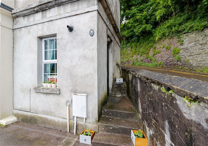 17 Charlemont Terrace , Wellington Road, St Lukes, Cork