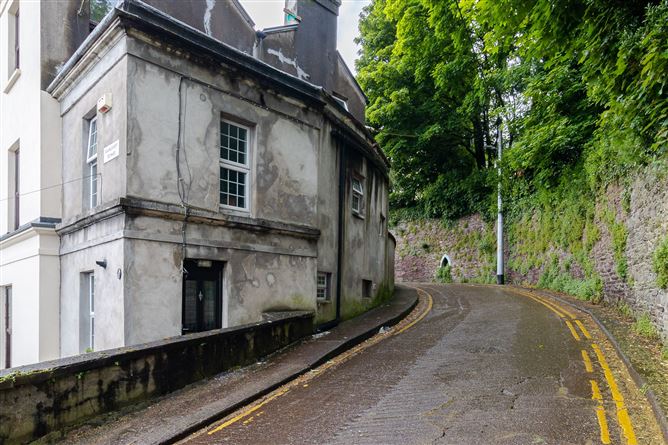 17 Charlemont Terrace , Wellington Road, St Lukes, Cork