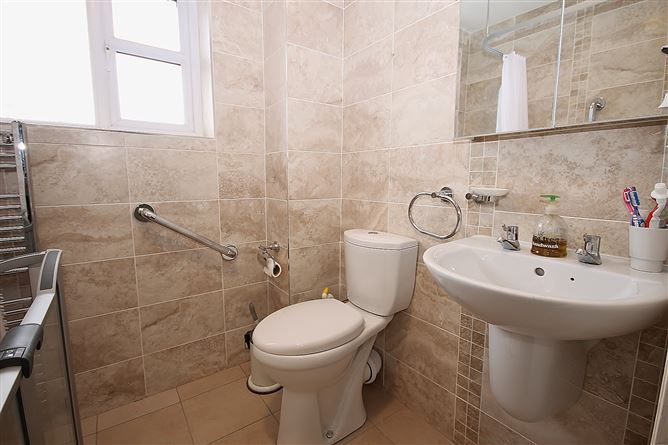 76 Castlelawns, Tallaght, Dublin 24