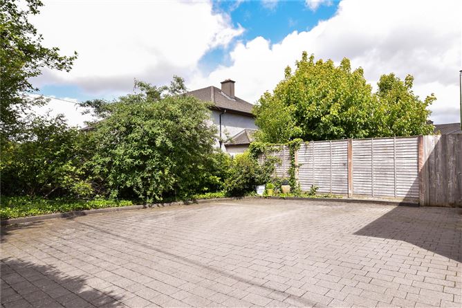13 Ard na Mara, Salthill, Galway