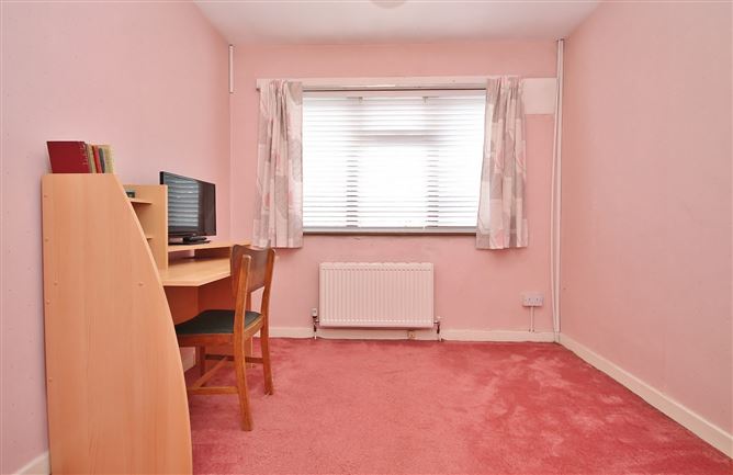 89 St Peters Road, Walkinstown, Dublin 12