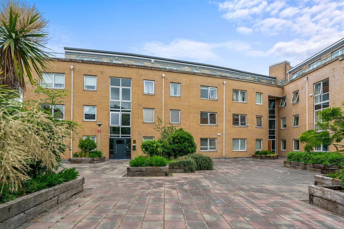 84 The Tramyard, Inchicore, Dublin 8 Ray Cooke Auctioneers Terenure