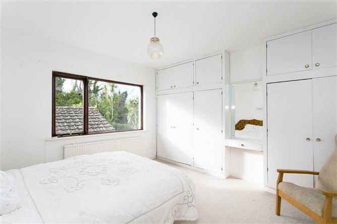 35 Weirview Drive, Stillorgan, Co. Dublin