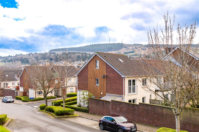 29 Grianan Fidh, Sandyford, Dublin 18