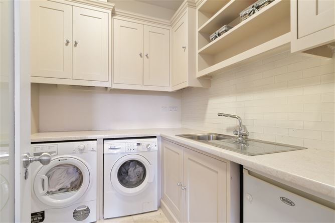 43 St Helen's Road, Booterstown, County Dublin