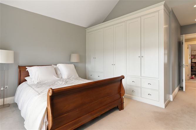 43 St Helen's Road, Booterstown, County Dublin