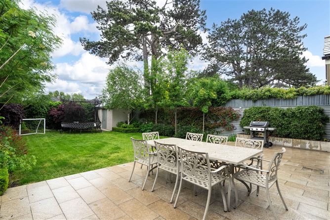 43 St Helen's Road, Booterstown, County Dublin